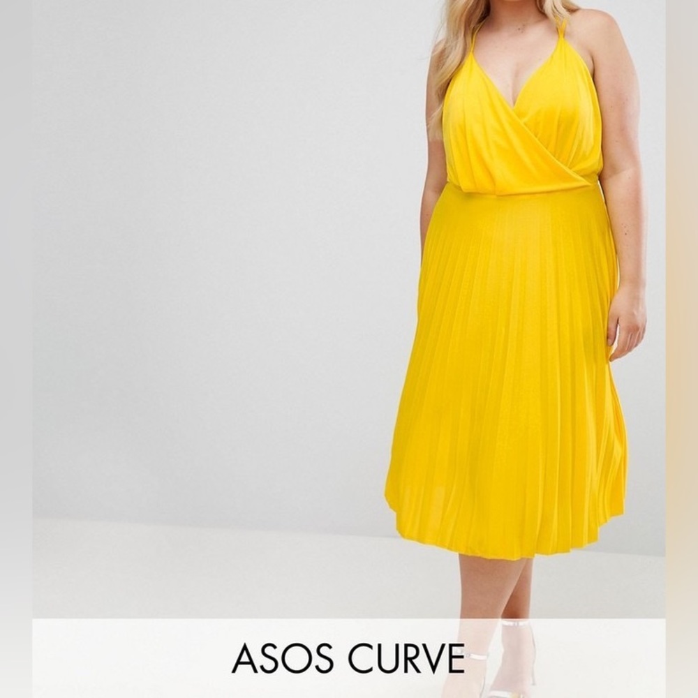 ASOS Curve, yellow, blousy top dress. NWT, never worn. UK 28/US 24;  UK 26/US 22